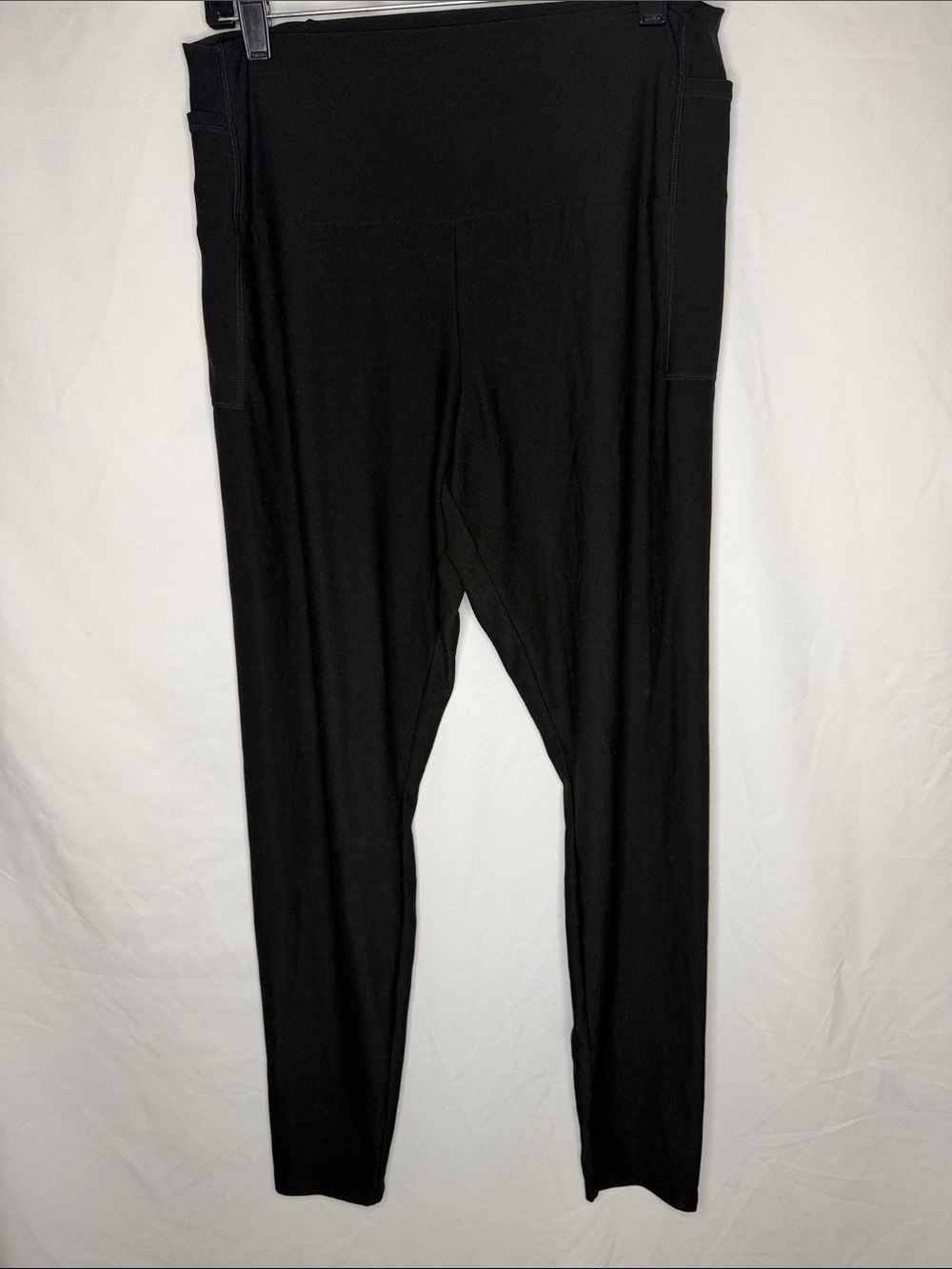 Grace & Lace Buttery Soft Pocket Leggings